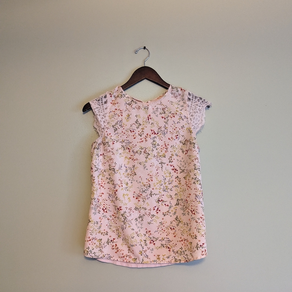 Floral Shirt Sleeve Top